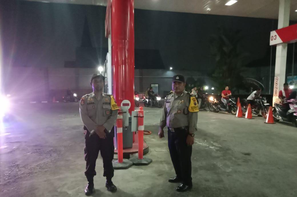 Cegah Kecurangan BBM, Polres pematangsiantar Monitoring Pengisian BBM di SPBU Cegah Kecurangan BBM, Polres pematangsiantar Monitoring Pengisian BBM di SPBU