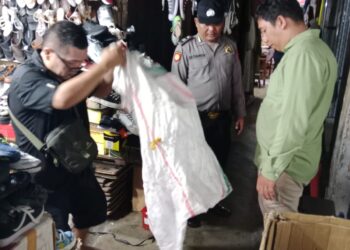 Polsek Siantar Barat Patroli Antisipasi Guantibmas di Pasar Horas 