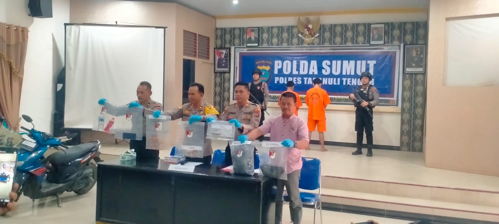 Polres Tapanuli Tengah Berhasil Ungkap Pembunuhan Sopir Angkot Hasrianto Tampubolon