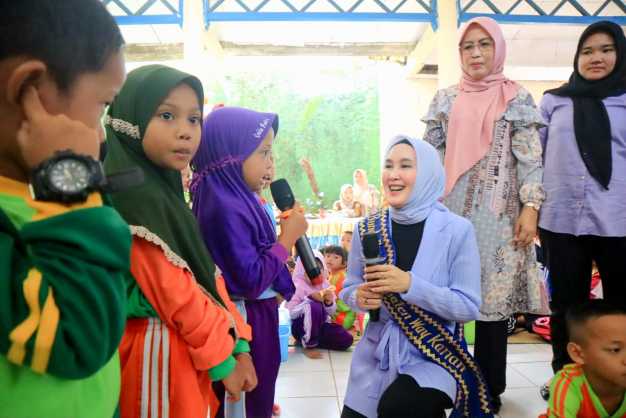 Bunda PAUD Kabupaten Way Kanan, Bunda Hj. Dessy Afriyanti Adipati