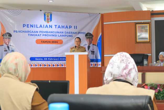 Sekda Way Kanan Saipul Paparkan Materi Pada Penilaian Penghargaan Pembangunan Daerah Kabupaten/Kota Tahap II Tahun 2024 Sekretaris Daerah Kabupaten, Saipul, S.Sos.,M.IP