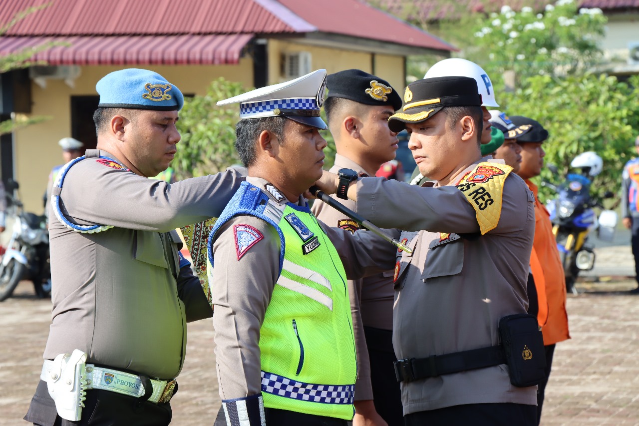 Polres Tapteng Apel Gelar Pasukan Ops Ketupat Toba 2024 Pengamanan Idul Fitri 1445 H