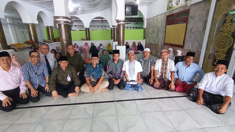 PT Bank Sumut Cabang Pematangsiantar Salurkan Zakat Pegawai di Masjid Ilham PT Bank Sumut Cabang Pematangsiantar Salurkan Zakat Pegawai di Masjid Ilham
