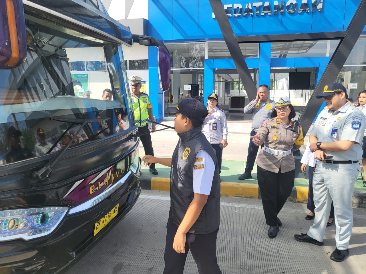 Kesiapan Angkutan Lebaran 2024, Satlantas Polres Pematangsiantar Gelar Ramp Check Angkutan Umum 