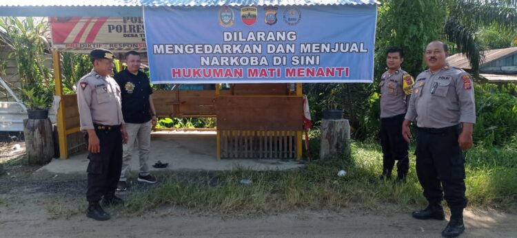 Bersama Lawan Narkoba, Polres Tapteng Pasang Spanduk Himbauan