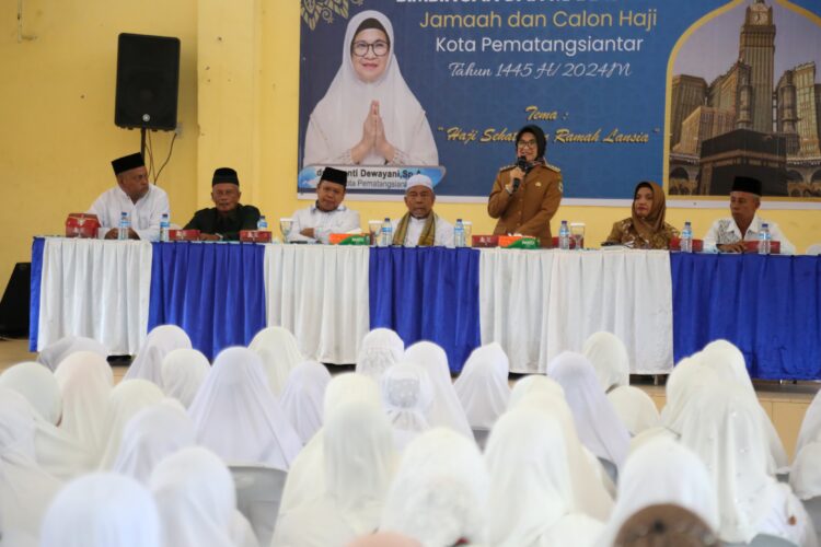 Wali Kota Membuka Bimbingan Manasik Jamaah Calon Haji Kota Pematangsiantar Tahun 1445 H/2024 M 