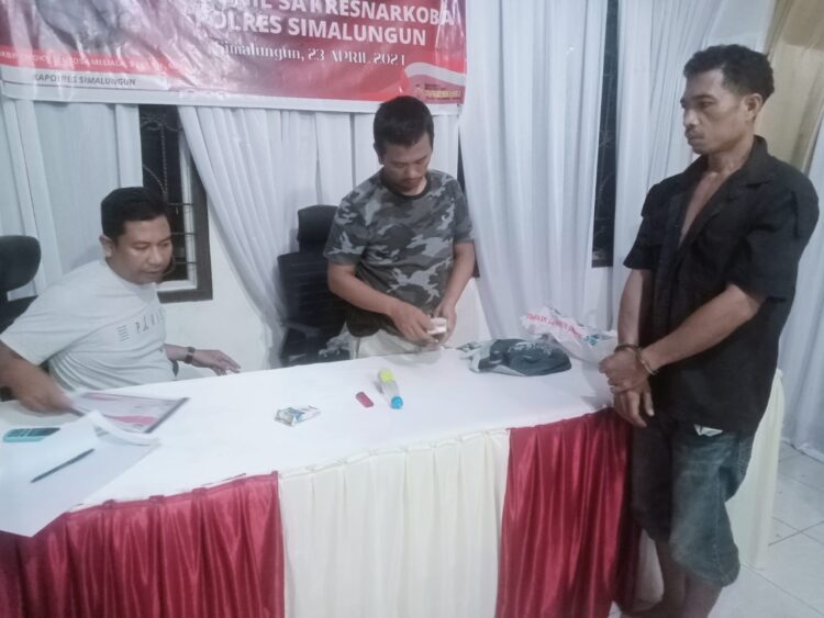 Sat Narkoba Polres Simalungun Tangkap Pelaku Pencurian dan Penyalahgunaan Narkoba di PT LONSUM