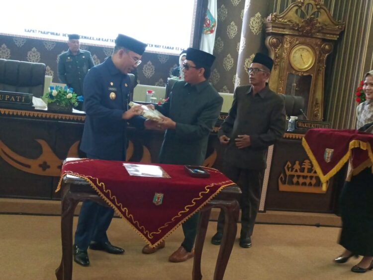 Paripurna LKPJ 2023, Bupati Adipati Nyatakan Pertumbuhan Ekonomi Way Kanan Cukup Baik 