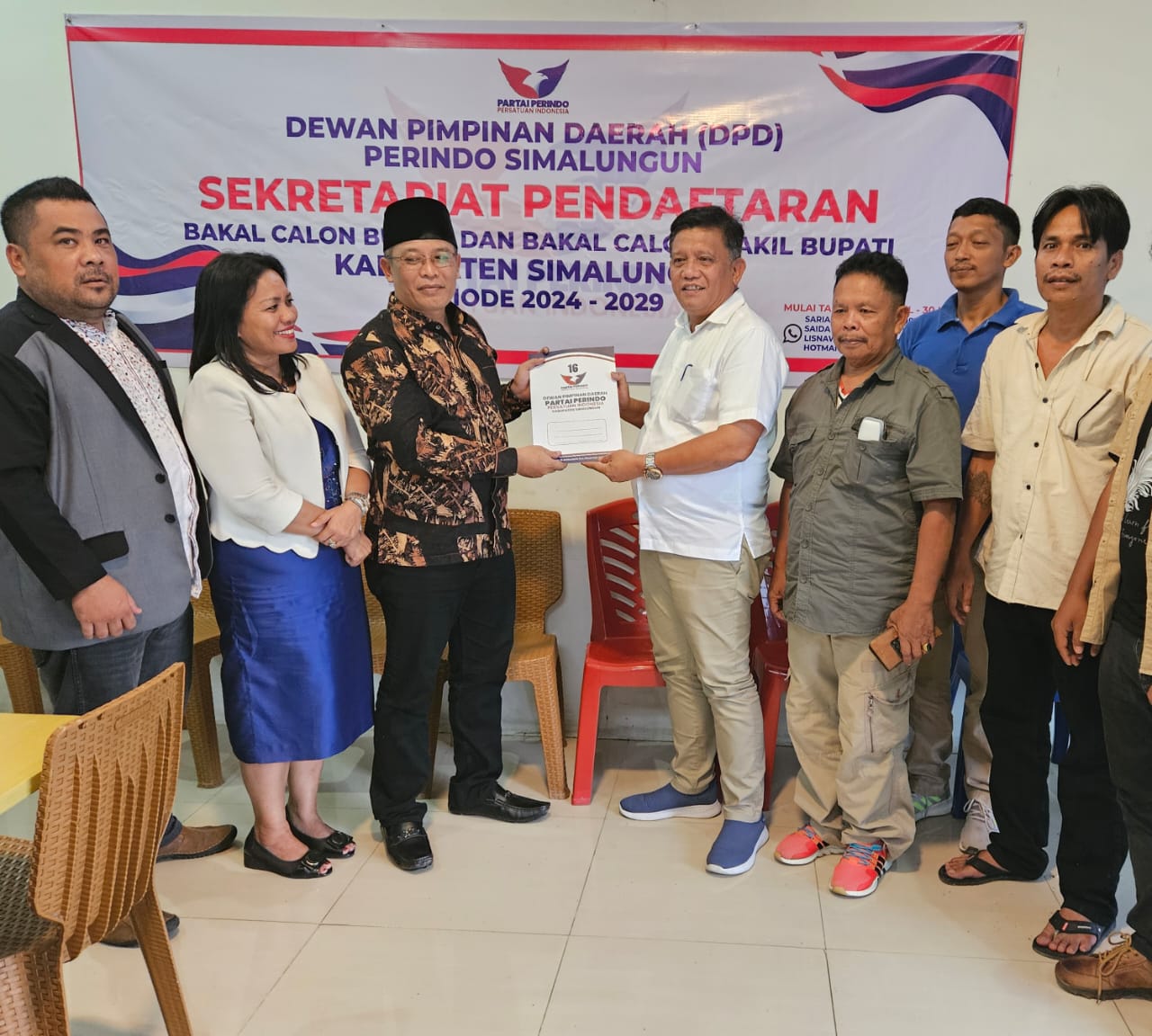 Usai Partai Golkar, Radiapoh Hasiholan Sinaga Ambil Formulir Pendaftaran Balon Bupati Simalungun Ke Partai Demokrat dan Perindo