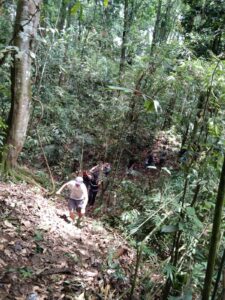 Polsek Dolok Panribuan Evakuasi Petani yang Tewas di Sungai Aekpogos