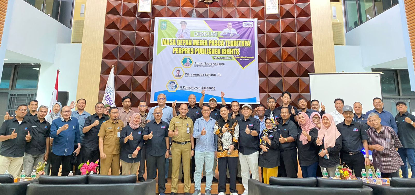 Perpres Publisher Rights Blunder, Wina Armada: Karpert Merah Kehancuran Pers Indonesia Perpres Publisher Rights Blunder, Wina Armada: Karpert Merah Kehancuran Pers Indonesia