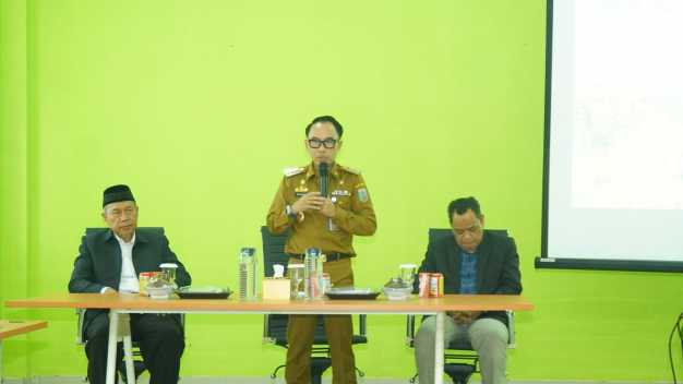 Bupati H. Raden Adipati Surya, S.H.,M.M