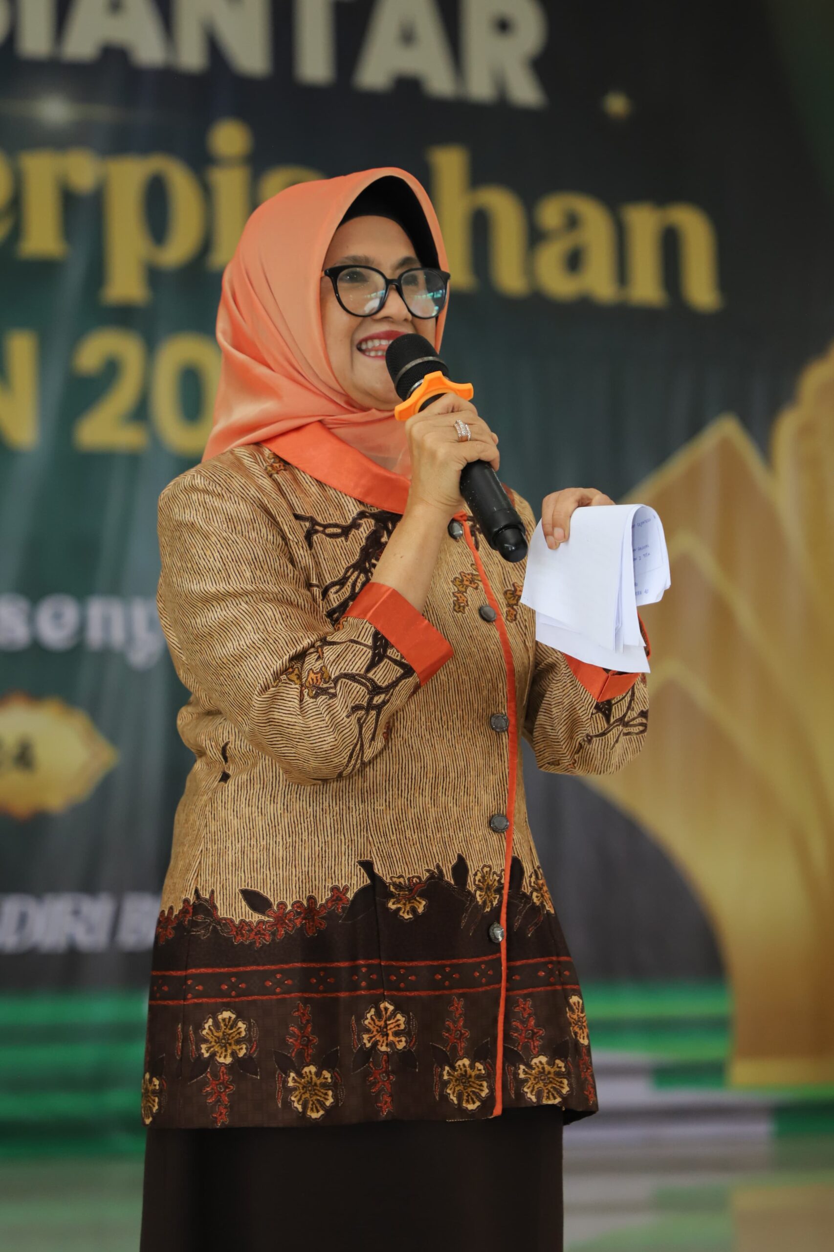 Wali Kota Hadiri acara Pelepasan dan Perpisahan Siswa/Siswi kelas XII MAN Pematangsiantar 