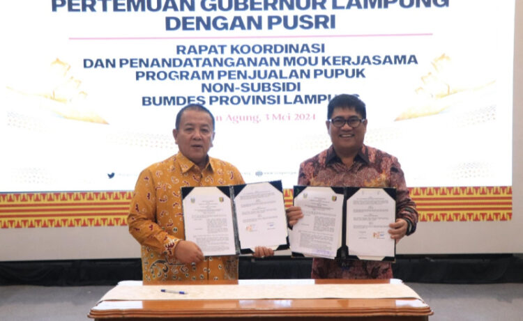 Gubernur Lampung Tandatangani MoU Dengan PT Pusri untuk Fasilitasi Petani Pengguna KPB