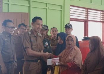 Pekon Kenali Salurkan BLT-DD Tahap Pertama Kepada 32 KPM
