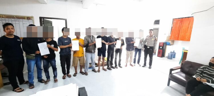 Sat Binmas Polres Pematangsiantar Lakukan Pembinaan 5  Anak Bawa Sajam dan Geng Motor