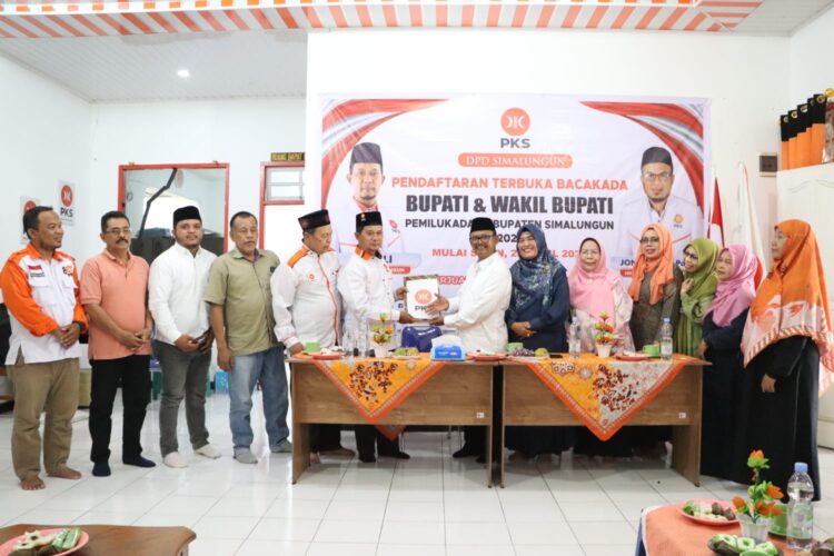 Zonny Waldi Mendaftar Ke Partai PKS Didampingi Sejumlah Tokoh