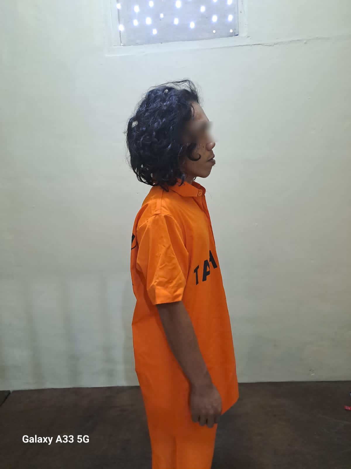 Pake Baju Orange, Pelaku Pencurian Cabe Diamankan Polsek Sibolga Sambas