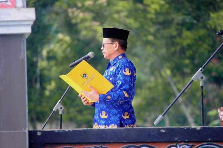 Sekda Pakpak Bertindak Sebagai Inspektur Upacara Peringatan Hari Kebangkitan Nasional