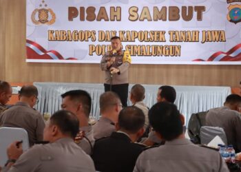 Pisah Sambut Kabag Ops dan Kapolsek Tanah Jawa, Ini Pesan Kapolres Simalungun 