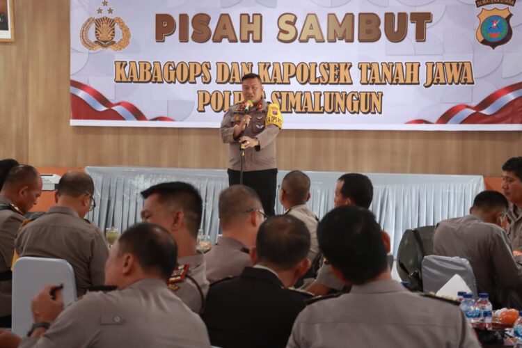 Pisah Sambut Kabag Ops dan Kapolsek Tanah Jawa, Ini Pesan Kapolres Simalungun 