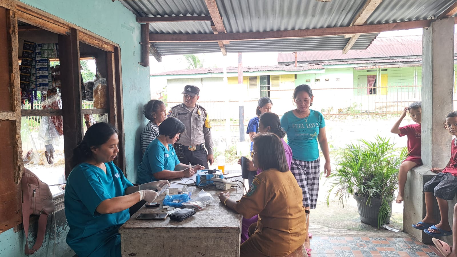 Bhabinkamtibmas Kelurahan Simarimbun Polsek Siantar Marihat Pantau Giat Posbind Lansi Warga Binaan