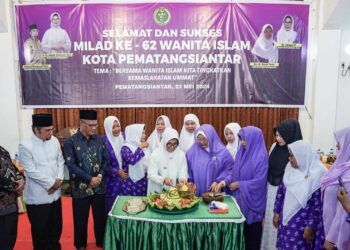 Wali Kota Milad ke-62 Wanita Islam (WI) Tahun 2024 Kota Pematangsiantar di Kampus STIKOM Tunas Bangsa