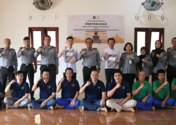 13 WBP Lapas Kelas IIA Pematang Siantar Menerima Remisi Hari Raya Waisak