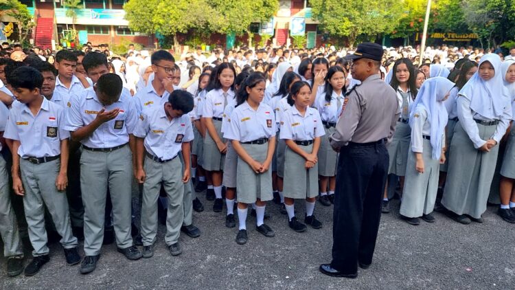 Di YP Teladan, Sat Binmas Polres Pematangsiantar Sampaikan Himbauan Kenakalan Remaja