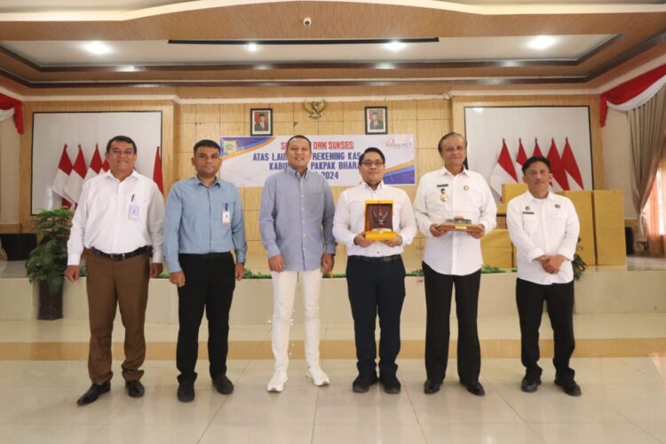 Wakil Bupati Pakpak Bharat Dan Bank Sumut Launching Rekening Kas Desa 