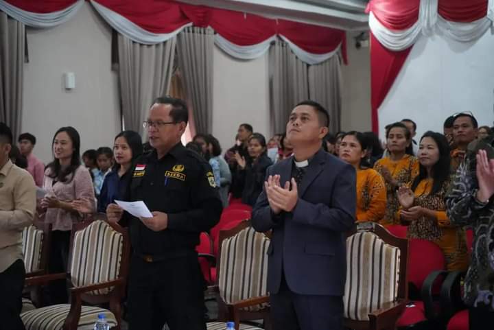 Pegawai Pemkab Pakpak Bharat Beragama Nasrani Laksanakan Ibadah Umum Aula Bale Sada Arih