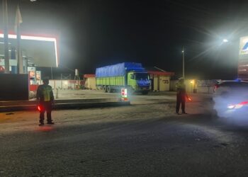 Kanit Regident Sat Lantas Polres Simalungun Pimpin Blue Light Patrol, Pastikan Tidak Ada Kejahatan Jalanan