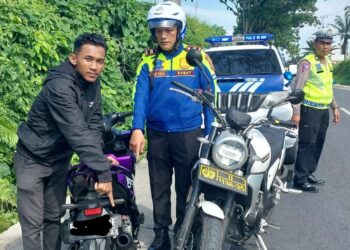 Patroli Hunting System, Kasat Lantas Polres Simalungun Tindak Pengendara Knalpot Brong
