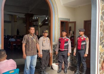  Polres Tapteng Rutin Laksanakan Pengamanan Ibadah Minggu di Gereja