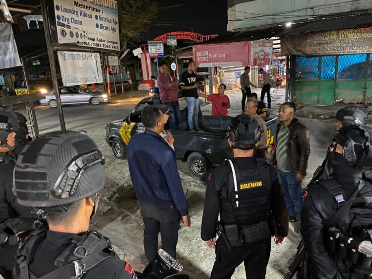 Satuan Brimob Polda Sumut Laksanakan Patroli Kamtibmas di Wilayah Hukum Polrestabes Medan