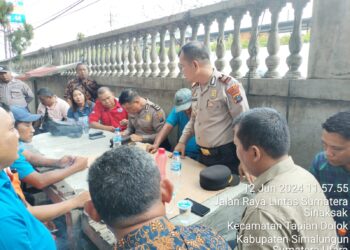 Polsek Serbalawan Amankan Aksi Unjuk Rasa Serikat Buruh di Depo PT Indomarko Prismatama, Berakhir Kondusif Setelah Mediasi