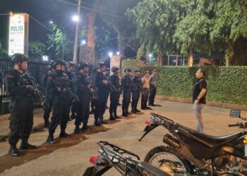 Sat Brimob Polda Sumut Giat Patroli Kamtibmas di Wilayah Hukum Polsek Medan Sunggal
