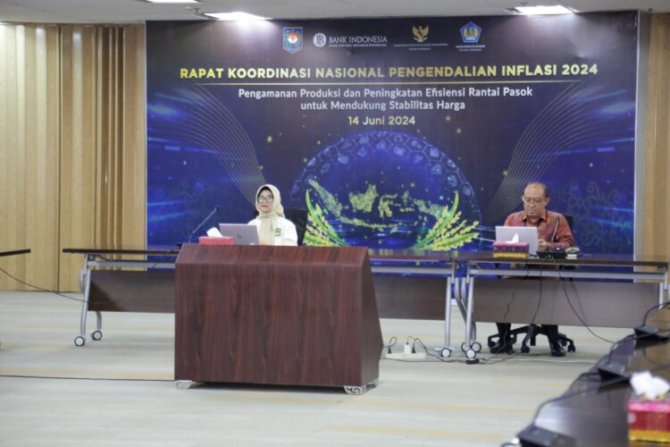 Wali Kota Pematangasintar Ikuti zoom Meeting Rakornas Pengendalian Inflasi 2024