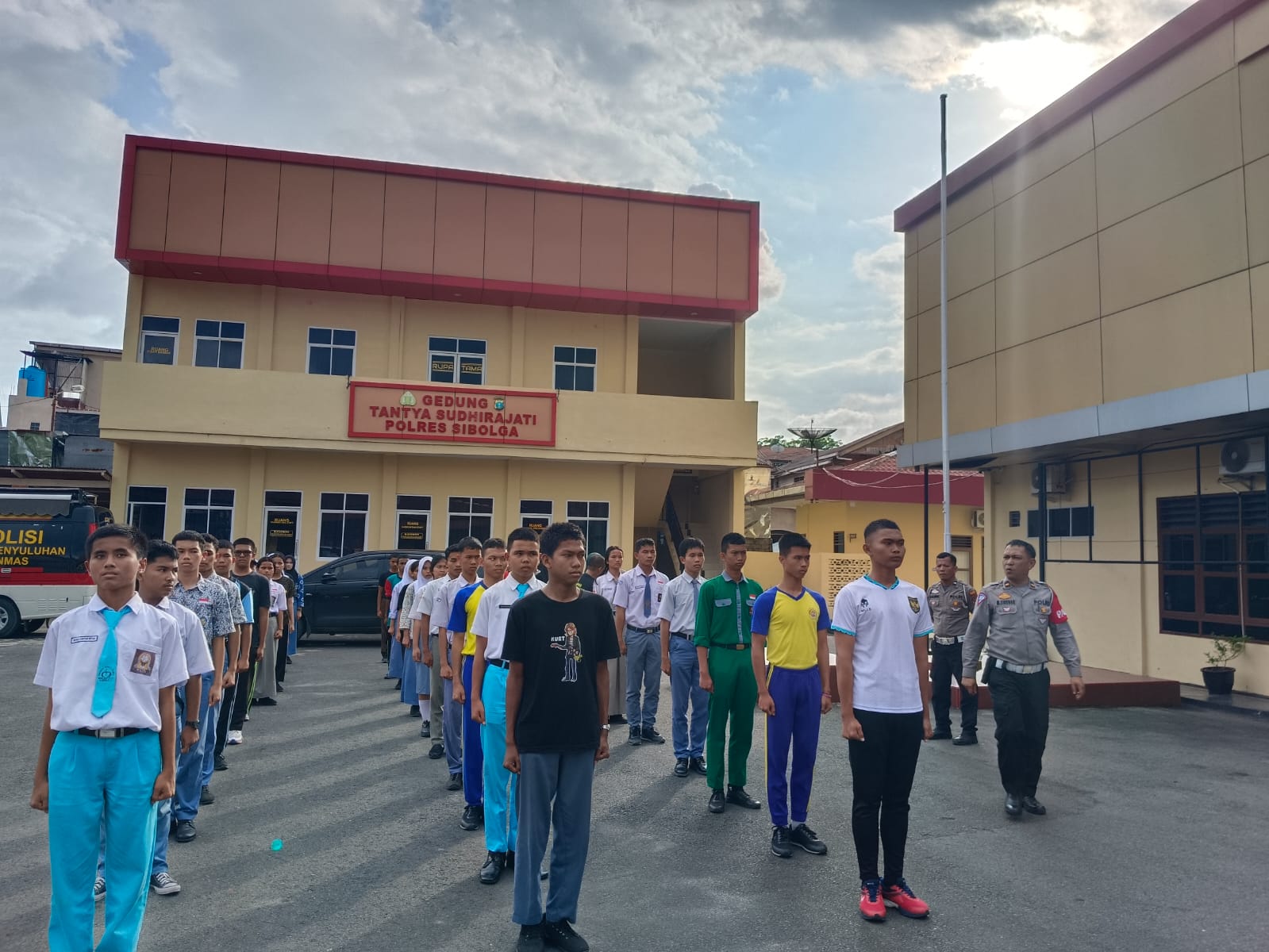 Kapolres Sibolga Buka Pelatihan PKS Tingkat SMA Di Mako Polres Sibolga