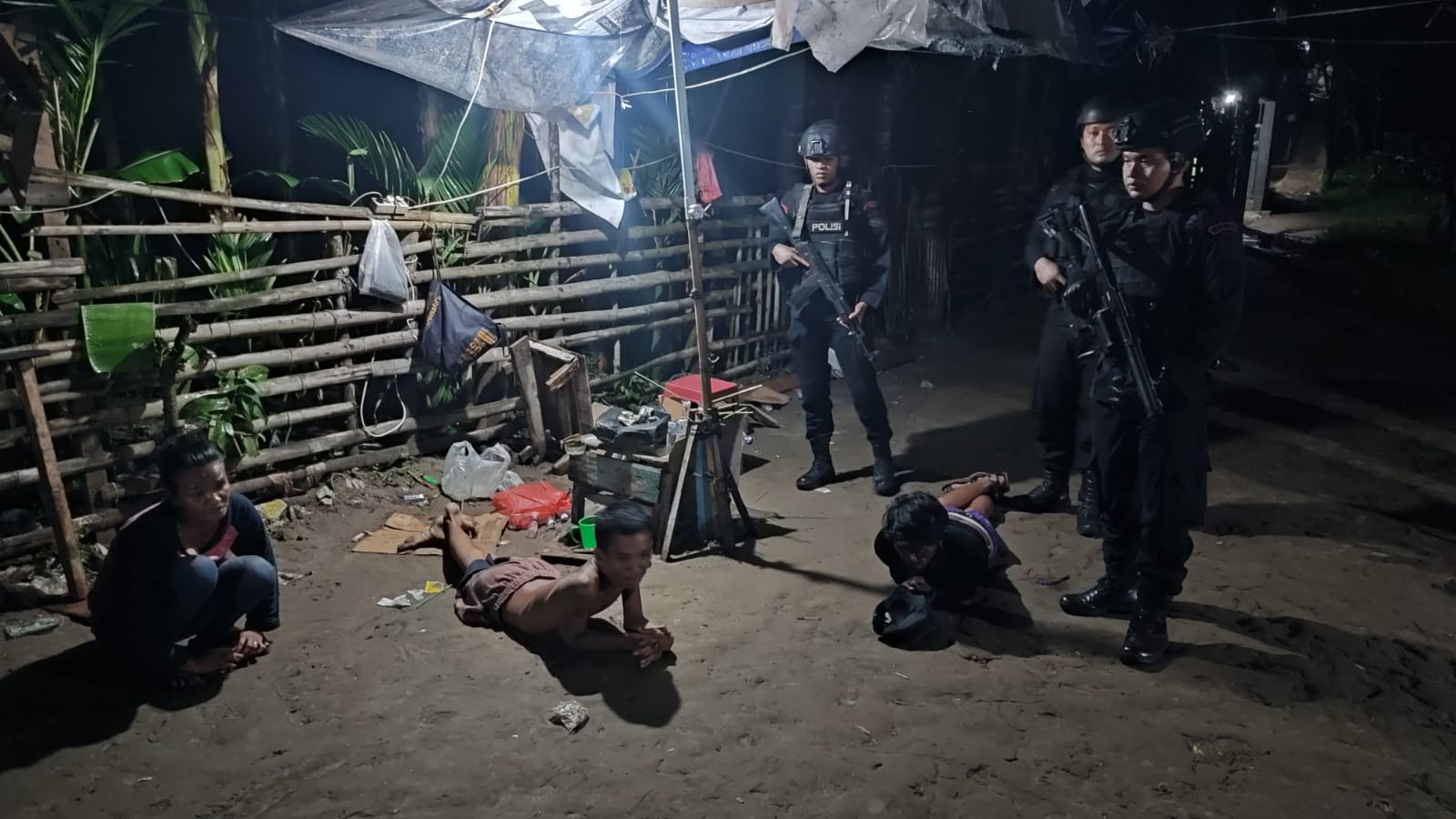 Brimob Polda Sumut Amankan Lima Terduga Kasus Narkoba di Sunggal Saat Patroli Kamtibmas 