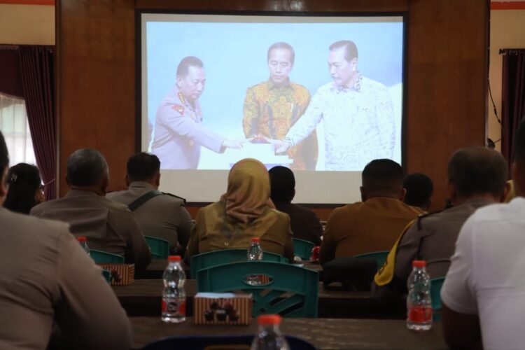Kapolres Pematangsiantar Ikuti Zoom Meeting Grand Launching Aplikasi Pelayanan Perizinan Penyelenggaraan Event