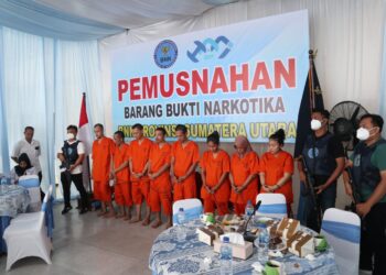 Personil Sat Brimob Polda Sumut Back Up BNN Tangkap 8 Tersangka, 9,3 Kg Sabu Dimusnahkan