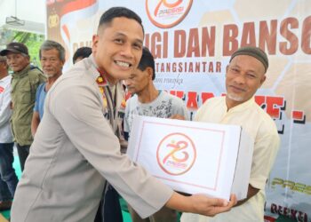Kapolres Pematangsiantar Ikuti Zoom Meeting Baksos Religi Dan Pembagian Bansos Peringati Hari Bhayangkara Ke-78