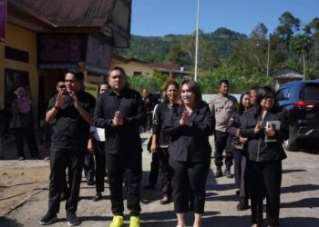 Bupati Pakpak Bharat dan Istri Hadiri Pelepasan TK PAUD Se- Kecamatan Tinada