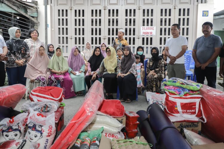 Tiba dari Jakarta, Wali Kota Pematangsiantar Langsung Meninjau Lokasi Kebakaran di Jalan Mojopahit a