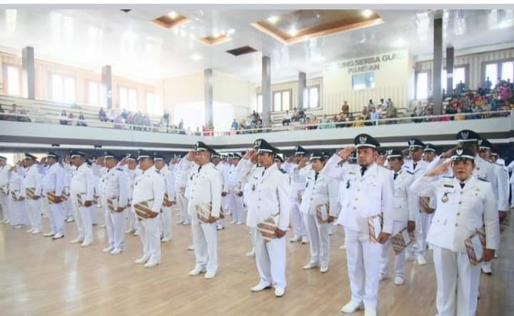 Pj Bupati Tapteng Kukuhkan Perpanjangan Masa Jabatan 152 Kepala Desa 