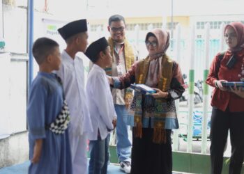 Wali Kota dr Susanti Membuka  Khitanan Massal PT Pegadaian di Kantor Cabang PT Pegadaian Pematangsiantar