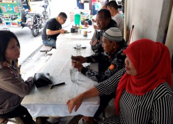 Kasat Binmas Polres Pematangsiantar Patroli Rutin Sambang Di Warkop Pojok Jalan Sabang Marauke