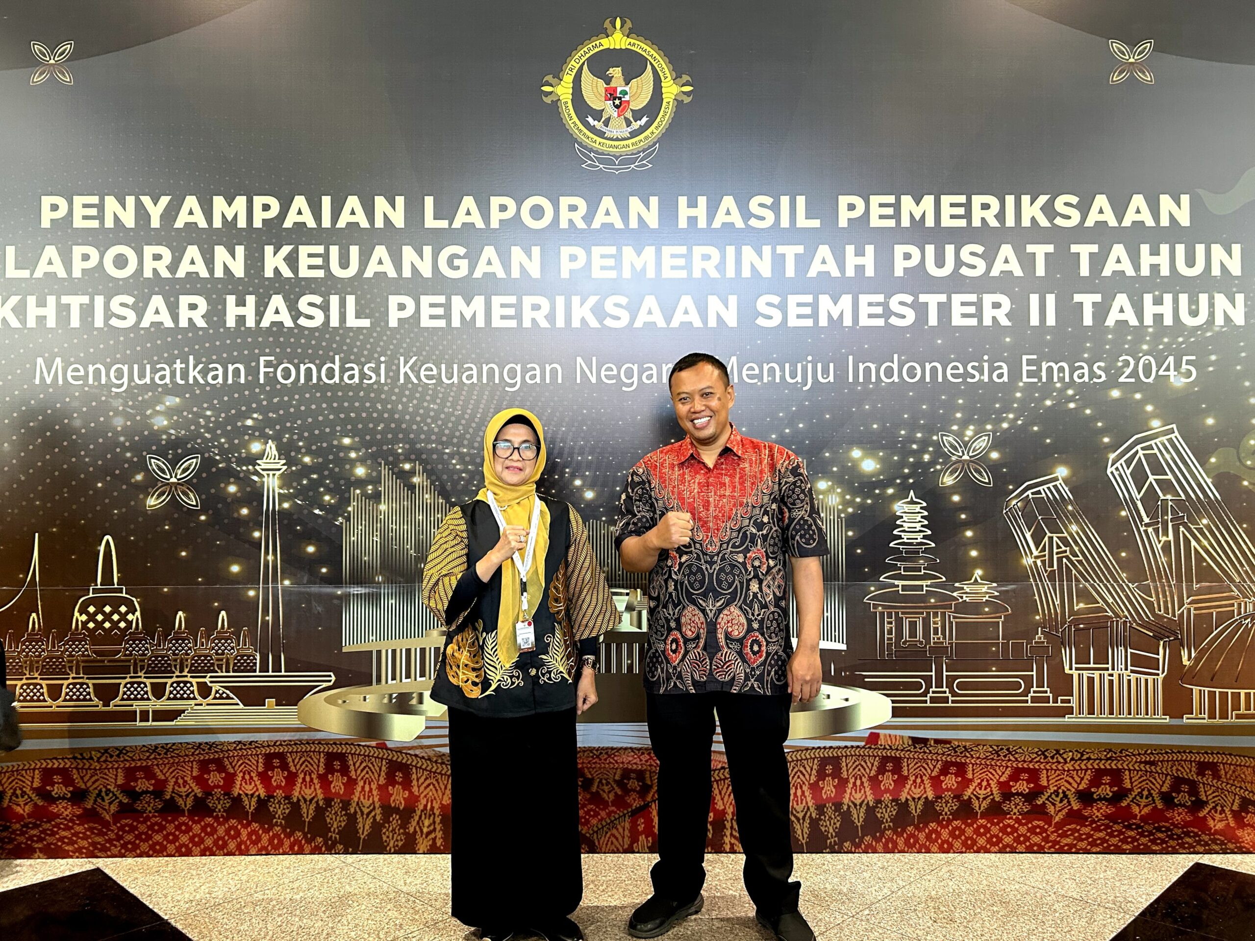 Wali Kota Pematangsiantar Hadiri Seminar Nasional serta Penyerahan LHP LKPP TA 2023 di Jakarta Wali Kota Pematangsiantar Hadiri Seminar Nasional serta Penyerahan LHP LKPP TA 2023 di Jakarta