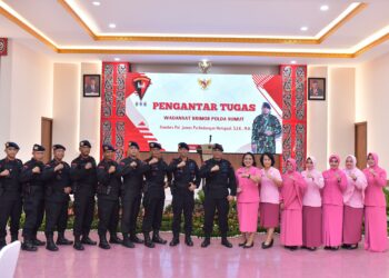 Dansat Brimob Polda Sumut Pimpin Kegiatan Penghantar Tugas Kombes Pol James Parlindungan Hutagaol